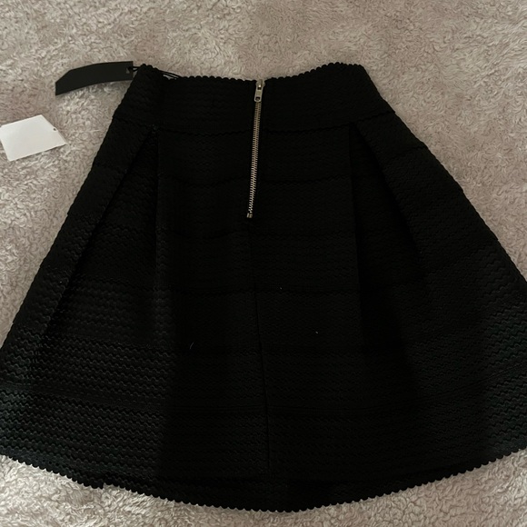 Honey Punch Skirt - Picture 2 of 5